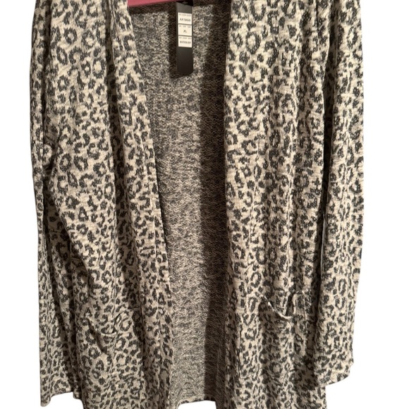 NWT-Belldini Leopard Cardigan with Pockets.  Size Women’s XL - Picture 6 of 8